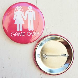 6 Buttons Game Over pink - vrijgezellenfeest - vrijgezellenavond - button - game over - feest - party