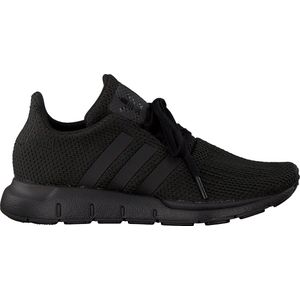 Adidas Jongens Lage sneakers Swift Run J - Zwart - Maat 35,5