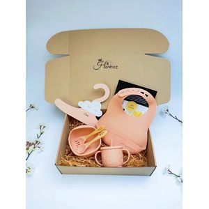 Kinderserviesset - Kraamcadeau met naam - Hawsaz.nl cadeau - Babygeschenkset - kinderbestek - Baby eten - Baby verzorging - Geboortecadeau - Kraampakket - Babyshower cadeau - Cadeau voor jongens en meisjes - Baby en Peuter - Siliconen Kinderservies