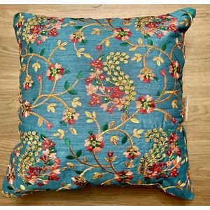 Kussens woonkamer - kussenhoes 35 x 35 cm - kussensloop - sierkussens - cushion cover - katoensilk - Kussenhoesjes - 2 stuks - etnisch Indiaas - borduurwerk - embroidery