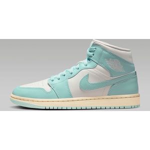 Nike Air Jordan 1 Mid - Maat 38.5 - Lichtblauw / Wit / Beige - Sneakers Dames