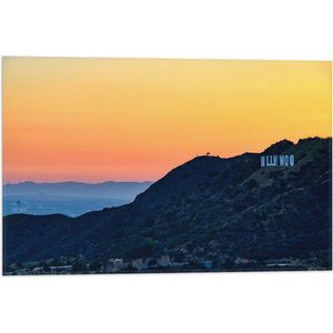 WallClassics - Vlag - Hollywood Sign met Zonsondergang - 60x40 cm Foto op Polyester Vlag