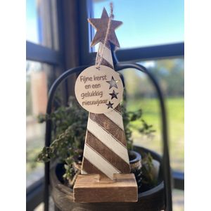 Houten kerstboompje + houten kersthanger met de tekst fijne kerst en een gelukkig nieuwjaar  - 36x12x5 cm - kerstboom -  maat S - Kerstmis - kerstpakket - kerstdecoratie