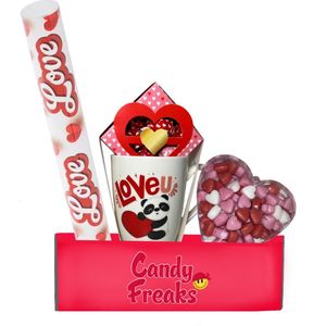 Valentijn pakket 'Ik vind je lief' - Confetti - Mok - Dextrose snoep hart - Decoratie - Versiering - Cadeautje voor hem / haar - Moederdag