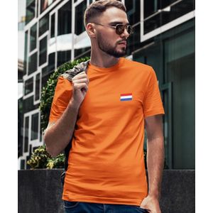 Oranje EK WK & Koningsdag T-Shirt Nederlandse Vlag (HEREN - MAAT M) | Oranje Kleding & Shirts | WK Feestkleding