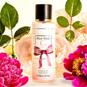 Gallantry Pink Cutie Geurmist - 250 ml - Verfrissende Body Mist met Zoete en Bloemige Geur - Langhoudend en Verkwikkend - Perfect voor Dagelijks Gebruik en Speciale Gelegenheden