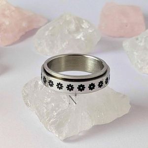 Luminora Flower Ring - Fidget Ring Bloemen - Anxiety Ring - Stress Ring - Anti Stress Ring - Spinner Ring - Spinning Ring - Draai Ring - Maat 57 | ⌀ 18.2 - Wellness Sieraden
