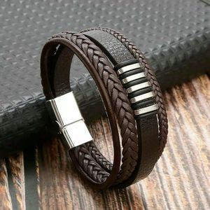 Leerella Echte Leer Armband dames en heren – 4 snoer – bruin gevlochten leer rond - zilver RVS sluiting - Model O - Valentijnsdag - Cadeautjes