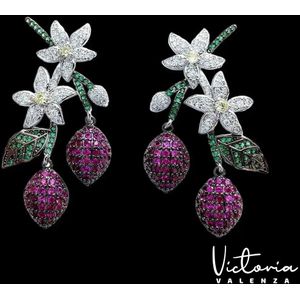 Victoria Valenza Fiore Luxe Oorbellen Dames Messing Oorhangers Dames Oorringen - Meerkleurige Steen - Kleur Zwart - 1 Paar