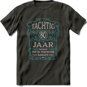 80 Jaar Legendarisch Gerijpt T-Shirt | Lichtblauw - Grijs | Grappig Verjaardag en Feest Cadeau Shirt | Dames - Heren - Unisex | Tshirt Kleding Kado | - Donker Grijs - L