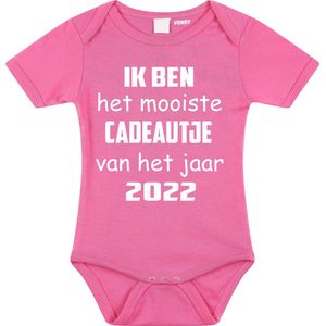 Baby rompertje met leuke tekst | Ik ben het mooiste cadeautje van het jaar 2022 |zwangerschap aankondiging | cadeau papa mama opa oma oom tante | kraamcadeau | maat 92 roze