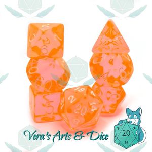 Polyset Dice | Dobbelstenen - Set Van 7 Stuks - Oranje Roze Wit Doorzichtig Transparant| Voor D&D en Andere Rollenspellen | Plastic Dobbelstenen Set voor Dungeons and Dragons | Polyhedral Dice Set | Mooie Zwarte Velvet Dice Bag voor Ongeveer 3 Sets