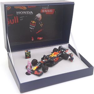 2021 Max Verstappen Red Bull RB16B Abu Dhabi GP World Champion - 1/43 Spark Models