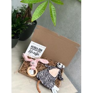 Leopard Lou en Happy Horse baby cadeauset oudroze met luipaard - knuffeldoek - bijtring