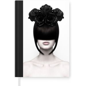 Notitieboek - Schrijfboek - Portret - Vrouw - Rozen - Abstract - Zwart wit - Notitieboekje klein - A5 formaat - Schrijfblok
