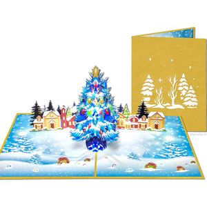 Popcards popupkaarten - Grote chique goudkleurige kerstkaart met pop-up kerstboom in winters landschap pop-up kaart kerstkaarten 3D wenskaart