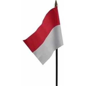 Indonesie mini vlaggetje op stok 10 x 15 cm