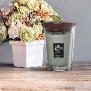 Vellutier Geurkaarss-sCannabis Connaisseur Candles-sMedium