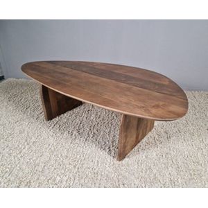 Salontafel Tansu Organische vorm Mangohout walnoot – 130×70×38 cm – Japandi stijl - Kiezel