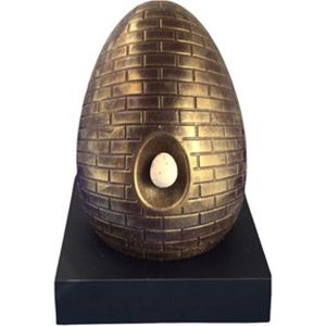 Pasen - Pure Chocolade - Luxe ""gouden"" Paasei met eitje - 15 cm - In cadeauverpakking met gekleurd lint