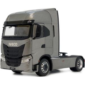 MarGe Models Iveco S-Way truck 4x2, schaal 1:32