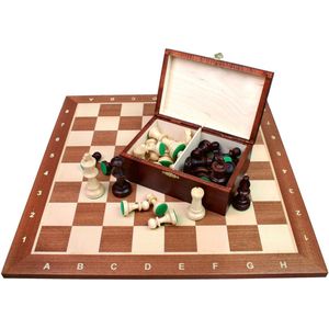 Houten Staunton nr 5 schaakbord met Staunton nr. 5 schaakstukken in houten kist.