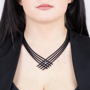 Batucada Cocktail - Collier van Plantaardige Oorsprong en Hypoallergeen - Vrouwen Ketting met Strass steentje - Halsketting - Antiallergisch - Zwart - lengte 40/49 cm – effect Tattoo -  ziet er uit als Rubber