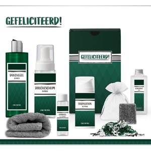 Geschenkset “Gefeliciteerd!” - 7 producten - 850 gram | Giftset voor hem - Luxe wellness cadeaubox - Cadeau man Verjaardag - Happy Birthday - Gift Set Party - Cadeaupakket Deluxe - Verjaardagscadeau - Feestje Geslaagd - Diploma - Afgestudeerd - Groen