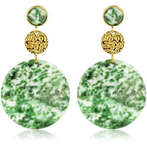 *Statement oorbellen Green Spotted Jade edelsteen 50mm - Zomerse goudkleurige oorbel met Green Spotted Jade en goudkleurige maan bedel - Met luxe cadeauverpakking