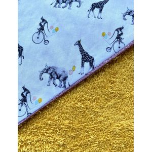 ByRenee Design - Badcape baby - olifantjes met gele badstof