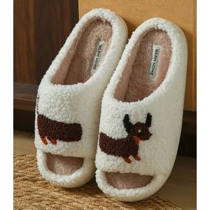 Teckel - hond - sloffen - pantoffels - wit - slippers - teckelprint - teenslippers - open teen pantoffel - maat 40/41