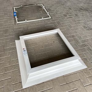 Lichtkoepel helder 100x100cm dubbelwandig - opstand