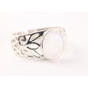 Opengewerkte zilveren ring met regenboog maansteen - maat 19