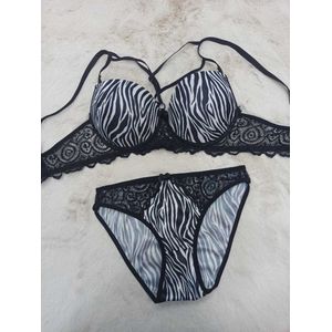 Lingerie- 2-delig set - Voorgevormde beugel-bh set - Push-up beha set - Uitdagende ondergoed set - Zebraprint in wit - Maat 75B