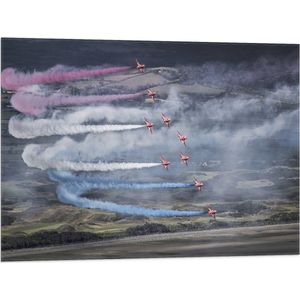 WallClassics - Vlag - Vliegtuigshow met Gekleurde Rook - 80x60 cm Foto op Polyester Vlag