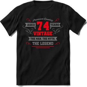 74 Jaar Legend -  kado T-Shirt Heren / Dames - Zilver / Rood - Perfect Verjaardag Cadeau Shirt - grappige Spreuken, Zinnen en Teksten. Maat XL