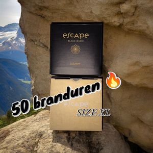 Escape Black Oudh Geurkaars - Grote Luxe Kaars Aroma Cadeau Idee - 50 branduren
