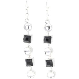 Behave Oorbellen hangers zilver kleur met stenen zwart 6,8 cm