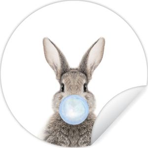 Behangsticker konijn - Muurdecoratie kinderkamer - Konijn - Kinderen - Jongen - Blauw - Kauwgom - Huisdieren - 100x100 cm - Slaapkamer decoratie