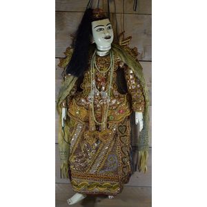 Grote Oosterse Marionet - afkomstig uit Myanmar Burma - handmade - met bladgoud en kraaltjes - lengte zonder touwtjes 87 cm - Oosterse pop