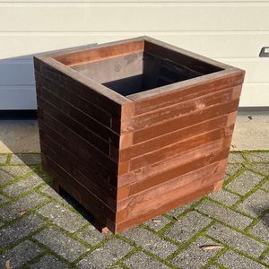 AMISHOUT - Vierkante plantenbak van hout 50x50x50 cm - bruin - bloembak buiten