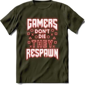 Gamers don't die T-shirt | Neon Rood | Gaming kleding | Grappig game verjaardag cadeau shirt Heren – Dames – Unisex | - Leger Groen - XXL