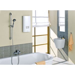 Doorstroom verwarmer, Clage comfortmodel DLX18 Next | 18 KW | 9.2 l/min | 3 voorkeuzes 35°/45°/55°  | doorstroomverwarming | Doorstromer | Boiler | Douche, badkuip, wastafel, Gootsteen,Wastafel