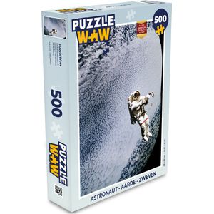 Puzzel Astronaut - Aarde - Zweven - Legpuzzel - Puzzel 500 stukjes