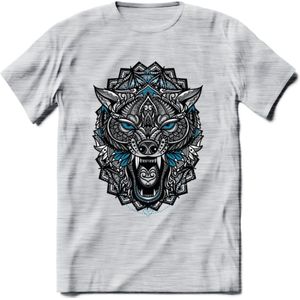 Wolf - Dieren Mandala T-Shirt | Blauw | Grappig Verjaardag Zentangle Dierenkop Cadeau Shirt | Dames - Heren - Unisex | Wildlife Tshirt Kleding Kado | - Licht Grijs - Gemaleerd - 3XL