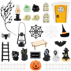 Nordivar - Miniature Halloween Decoratie Set - Tuinthema met Spinnen, Vleermuizen en Pompoen - Geest voor Halloween Feestje