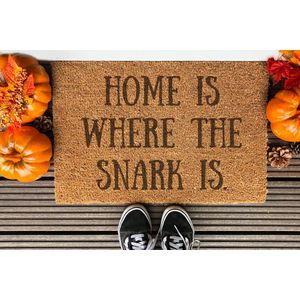 Home Is Where The Snark Is | 60x40 cm | Nieuwe huis cadeau | Ingangsmat | Deurmat met stijl | Verhuizing cadeau | Praktisch & trendy | Perfect voor binnenkomst | Cadeau voor nieuwe woning