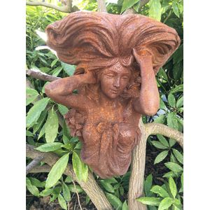Prachtig zwaar gietijzeren wandornament vrouw, super mooi om te zien!!