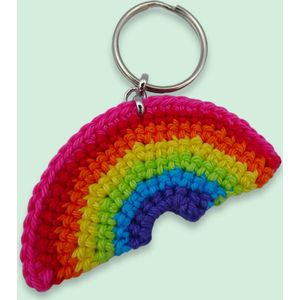 Knuffelsenzo - Regenboog - Gehaakt - Kado - Geschenk - Tassenhanger - Versiering - Sleutelhanger - Kleuren - Pride