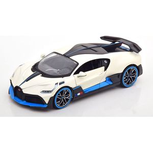Bugatti Divo 2018 Wit Metallic 1-24 Maisto